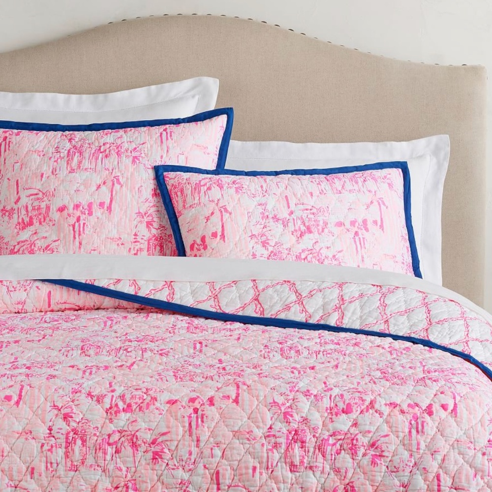 NEW Lilly Pulitzer Pottery Barn King Reversible Quilt Lav Via Loca & Deep Dive